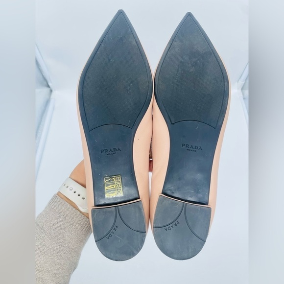 Prada Beige/Nude leather logo embellished bowtie pointed toe ballerina flats 41 - Picture 8 of 14
